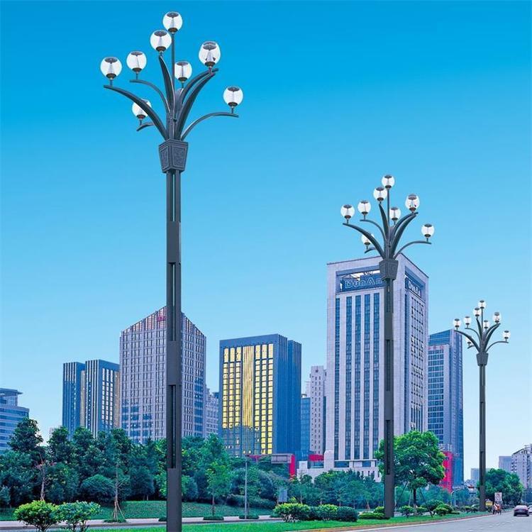 鑫永虹9米多頭創意景觀路燈 點亮城市動脈的戶外LED智能照明解決方案